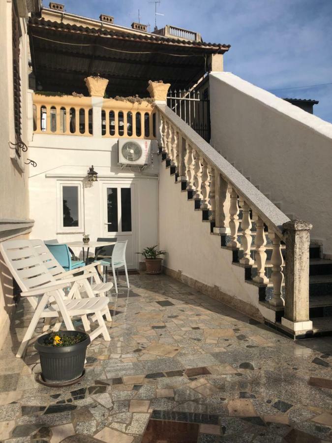 Apartman Maja Пула Екстериор снимка